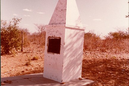 Monumento à Tristão Gonçalves de Alencar Araripe : Jaguaribara, CE