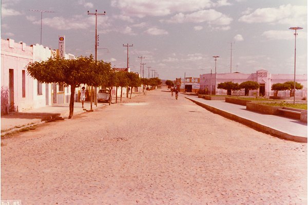 Avenida Bezerra de Menezes : Jaguaribara, CE